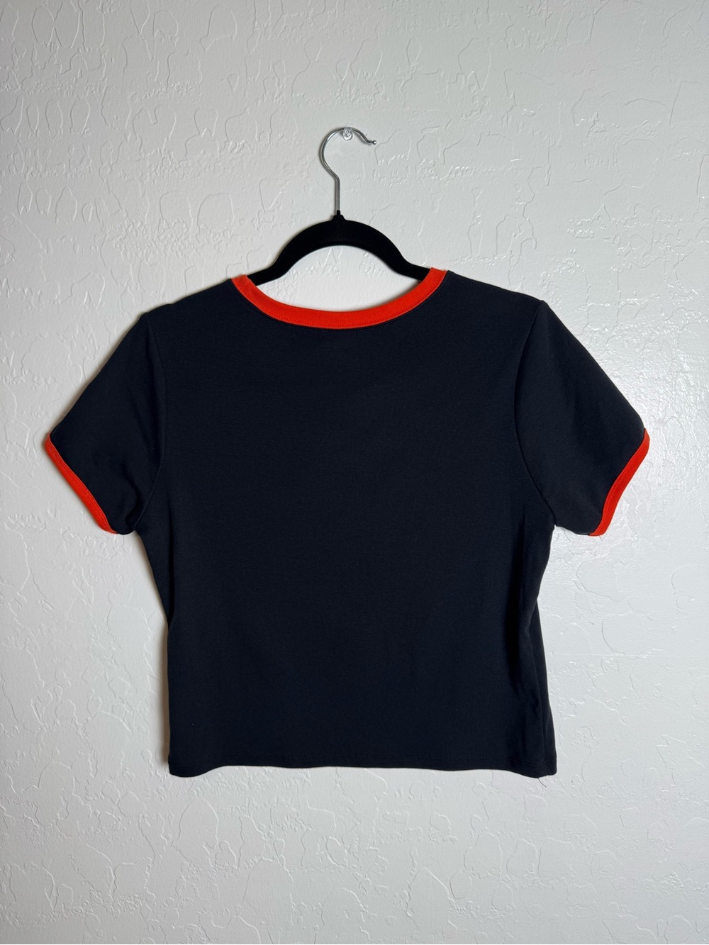 Official Formula 1 Racing Cropped Ringer Graphic Tee Black Red Large - Picture 4 of 6